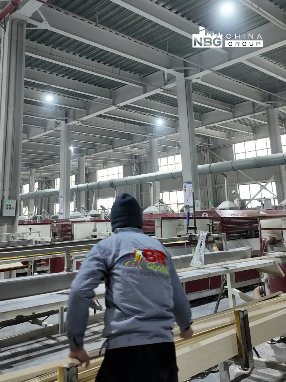 Visita à produção de painéis